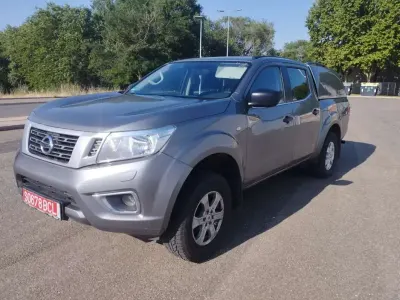 Usado Nissan Navara Visia 163 CV (119 kW) 2017 Gris Pickup/Camioneta