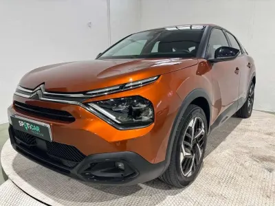 Usado Citroën C4 Feel 110 CV (80 kW) 2022 Naranja Utilitario
