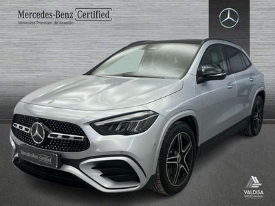 Gris / plateado Usado 2025 Mercedes GLA200 SUV | 45.200 € (Precio justo)
