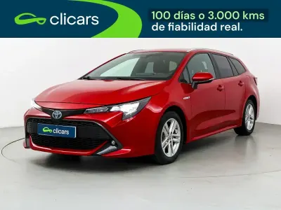 Używany Toyota Corolla Active 122 KM (89 kW) 2020 Czerwony Kombi