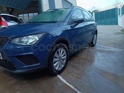 Usado Seat Arona Style 90 CV (66 kW) 2019 Azul SUV