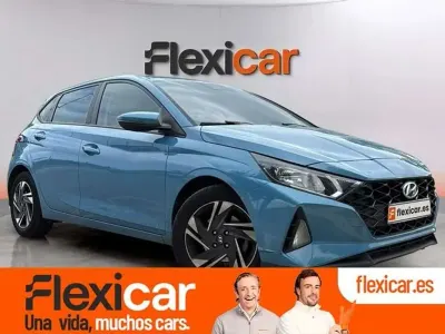 Usado Hyundai i20 101 CV (74 kW) 2022 Azul Utilitario