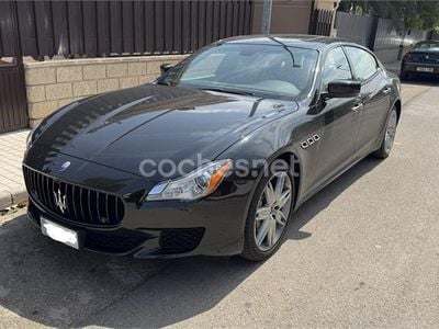 Usado Maserati Quattroporte GranLusso 275 CV (202 kW) 2016 Negro Berlina