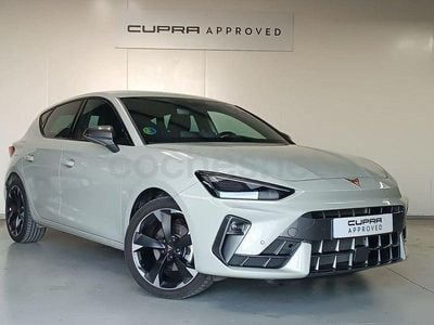 Usado Cupra Leon 150 CV (110 kW) 2025 Gris / plata Berlina