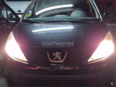 Negro Usado 2009 Peugeot 207 Berlina | 3900 € (Precio justo)