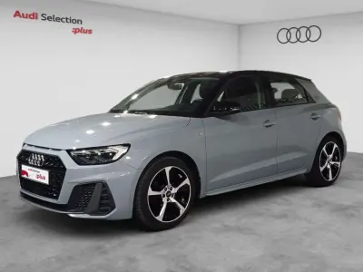 Usado Audi A1 Sportback Black Edition 110 CV (80 kW) 2022 Gris Utilitario