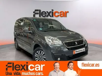 Usado Peugeot TePee Active 110 CV (80 kW) 2017 Gris Van