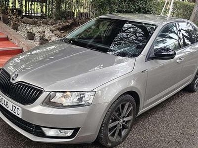 Usado Skoda Octavia Ambition 116 CV (85 kW) 2017 Gris Utilitario