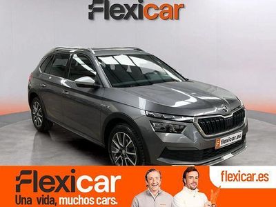 Gris / plata Usado 2022 Skoda Kamiq SUV | 21.490 € (Caro)