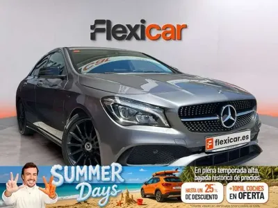 Usado Mercedes CLA180 122 CV (89 kW) 2018 Gris Coupe