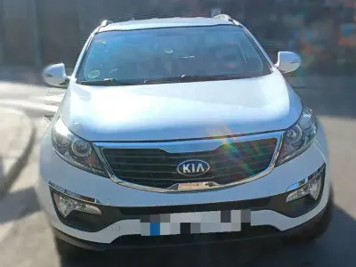 Usado Kia Sportage 116 CV (85 kW) 2013 Blanco SUV