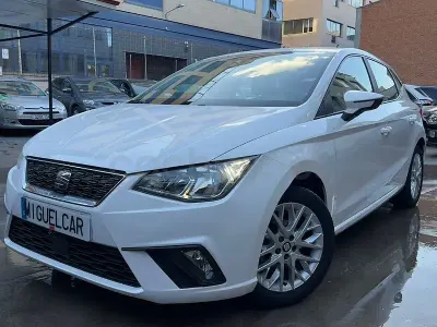 Używany Seat Ibiza Style 90 KM (66 kW) 2018 Biały Hatchback