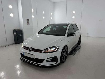 Usado VW Golf VII GTI 245 CV (180 kW) 2019 Blanco Utilitario