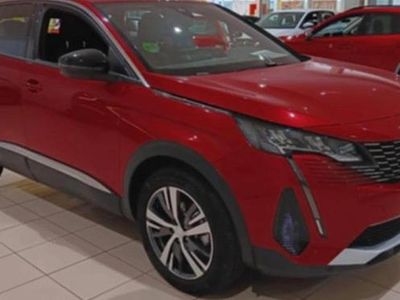 Usado Peugeot 3008 Allure 131 CV (96 kW) 2023 Rojo
