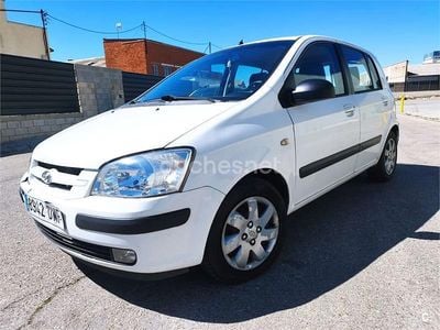 Usado Hyundai Getz 82 CV (60 kW) 2005 Blanco Utilitario