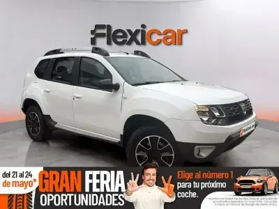 Usado Dacia Duster Lauréate 109 CV (80 kW) 2017 Blanco SUV