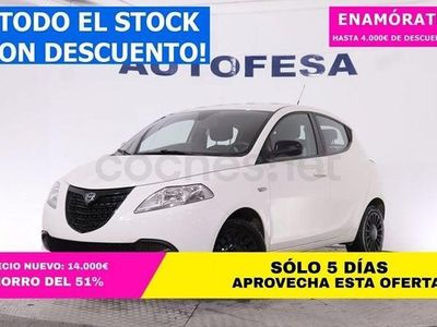 Blanco Usado 2014 Lancia Ypsilon Utilitario | 6850 € (Precio justo)