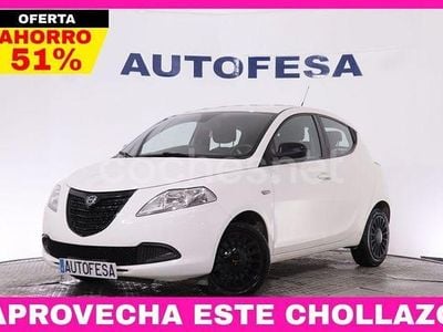 Blanco Usado 2014 Lancia Ypsilon Utilitario | 6850 € (Precio justo)