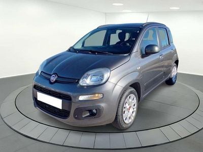 Usado Fiat Panda Lounge 69 CV (50 kW) 2019 Gris Utilitario