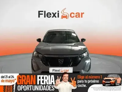 Usado Peugeot 2008 Active 100 HP (73 kW) 2023 Cinzento SUV