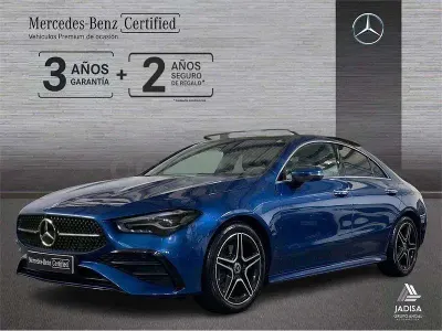 Usado Mercedes CLA200 163 CV (119 kW) 2025 Azul Berlina