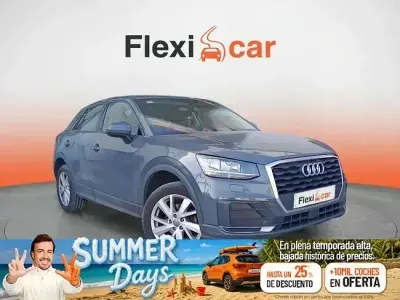 Usado Audi Q2 Advanced Plus 116 CV (85 kW) 2019 Gris SUV