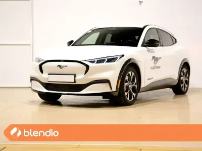 Usado Ford Mustang Mach-E Extended Range 258 kW (351 CV) 2023 Blanco SUV
