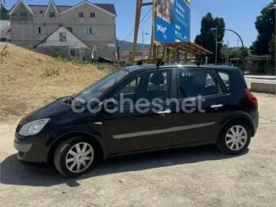 Usado Renault Scénic II 105 CV (77 kW) 2007 Negro Monovolumen