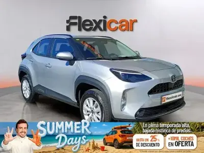Usado Toyota Yaris Active 116 CV (85 kW) 2025 Gris Utilitario