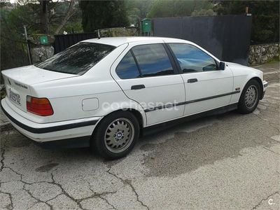 Usado BMW 325 143 CV (105 kW) 1995 Blanco Berlina