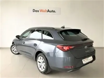 Usado Seat Leon Style 116 CV (85 kW) 2025 Azul