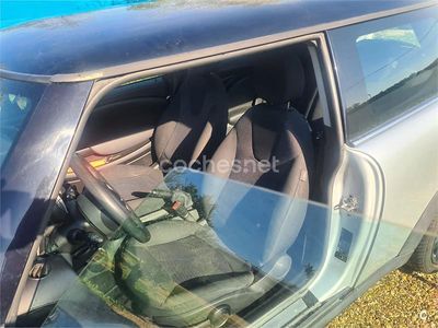 Usado Mini ONE 90 CV (66 kW) 2007 Gris / plata Utilitario