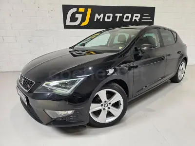 Usado Seat Leon FR 150 CV (110 kW) 2014 Negro Berlina