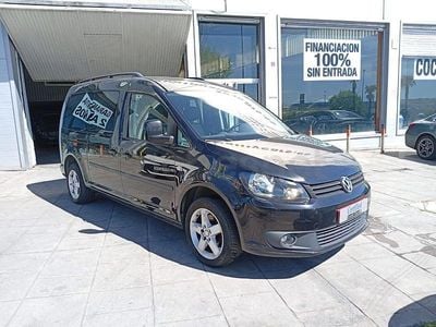 Usado VW Caddy Maxi Trendline 102 CV (75 kW) 2014 Negro Monovolumen