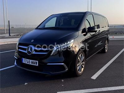 Mercedes V220