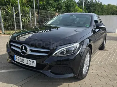 Usado Mercedes C220 170 CV (125 kW) 2015 Negro Berlina