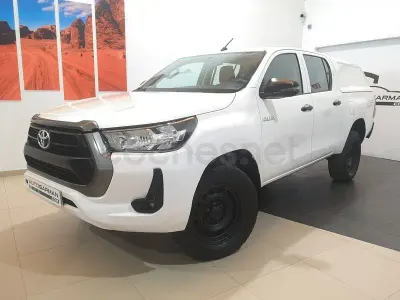 Usado Toyota HiLux 150 CV (110 kW) 2022 Blanco Pickup/Camioneta