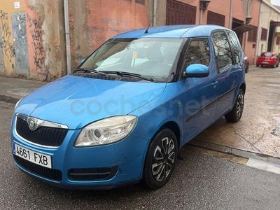 Usado Skoda Roomster 86 CV (63 kW) 2007 Azul Monovolumen