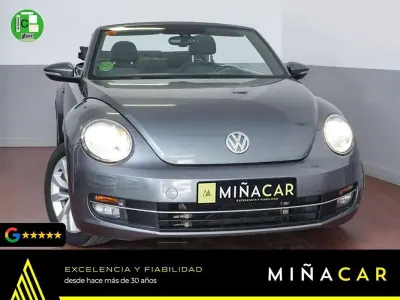 Usado VW Beetle 110 CV (80 kW) 2016 Gris Utilitario