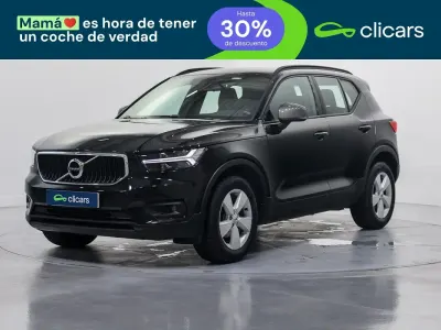 Käytetty Volvo XC40 150 HP (110 kW) 2019 Musta Katumaasturi