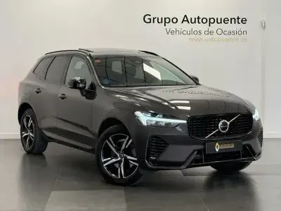 Usado Volvo XC60 R-Design 350 CV (257 kW) 2021 Gris SUV