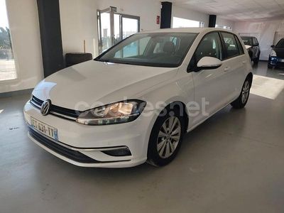 Usado VW Golf VII Advance 150 CV (110 kW) 2018 Blanco Berlina