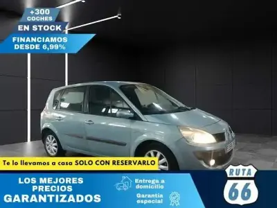 Usado Renault Scenic E-Tech Dynamique 106 CV (77 kW) 2008 Azul Monovolumen