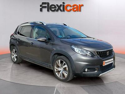 Usado Peugeot 2008 Allure 120 CV (88 kW) 2019 Gris SUV