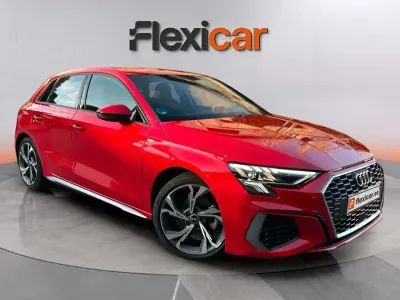 Usado Audi A3 S-Line 150 CV (110 kW) 2021 Rojo Berlina