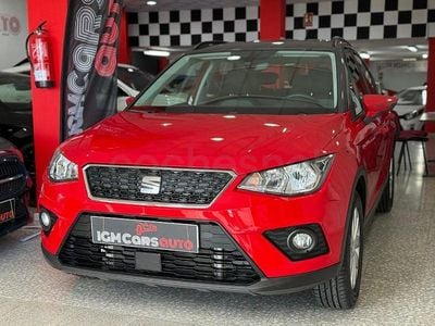 Usado Seat Arona Style 110 CV (80 kW) 2021 Rojo SUV