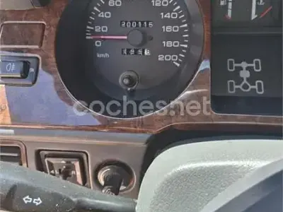 Usado Mitsubishi Montero 99 CV (72 kW) 2001 Rojo SUV