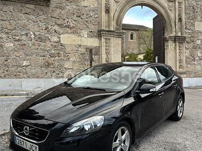 Usado Volvo V40 115 CV (84 kW) 2015 Negro Berlina