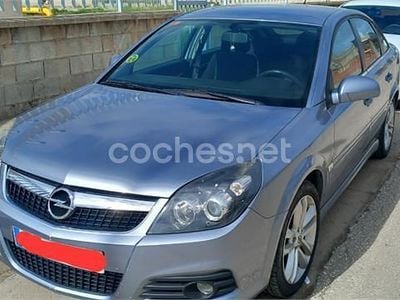Usado Opel Vectra Sport 120 HP (88 kW) 2007 Cinzento Sedan