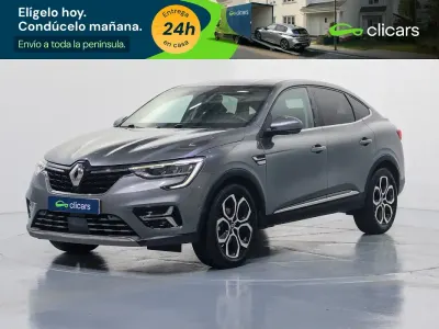 Usado Renault Arkana Zen 145 CV (106 kW) 2022 Gris / plata SUV